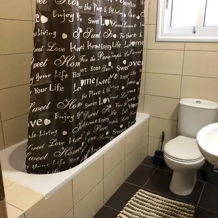 Roulla דירה Kiti