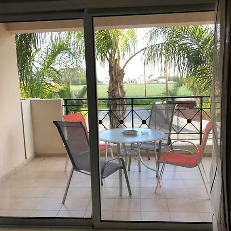 Roulla Apartment *